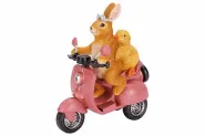 KONIJN OP VESPA OUD ROZE 16X19X18 POLYRESIN