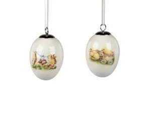 Deko-Ei hängend 8cm mit Küken 2sort. aus glasiertem Steingut mit Lithografie-Dekor verziert