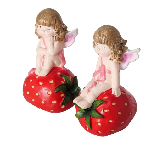 Figurine Britty , 2 ass., Girl, Strawberry, H 11 cm, Polyresin, Red polyresin red